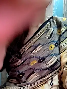 Snapshot of cute_IndianBabe chatting on 10/09/25, 01:20 cute IndianBabe online show from 10/09/25, 01:20