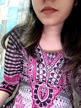 Snapshot of cute_IndianBabe chatting on 11/28/25, 01:08 cute IndianBabe online show from 11/28/25, 01:08