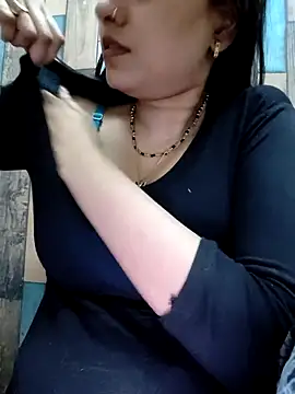 Snapshot of cute_IndianBabe chatting on 04/02/26, 01:14 cute IndianBabe online show from 04/02/26, 01:14