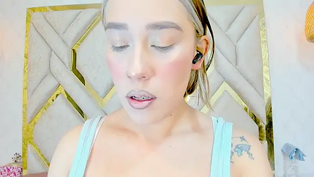 Snapshot of Lannajansen chatting on 01/31/25, 02:39 Lannajansen online show from 01/31/25, 02:39