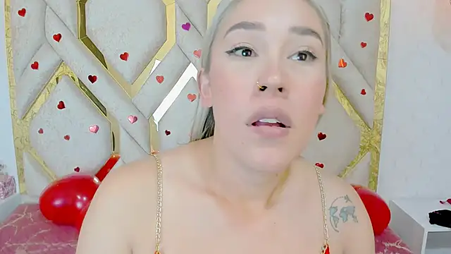 Snapshot of Lannajansen chatting on 02/14/25, 06:19 Lannajansen online show from 02/14/25, 06:19