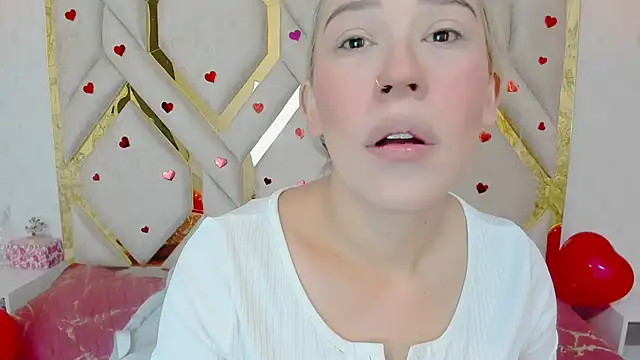 Snapshot of Lannajansen chatting on 02/15/25, 01:16 Lannajansen online show from 02/15/25, 01:16