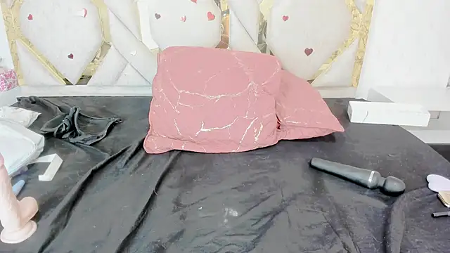 Snapshot of Lannajansen chatting on 02/25/25, 05:25 Lannajansen online show from 02/25/25, 05:25