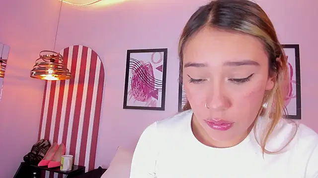 Snapshot of Lannajansen chatting on 09/12/25, 03:34 Lannajansen online show from 09/12/25, 03:34