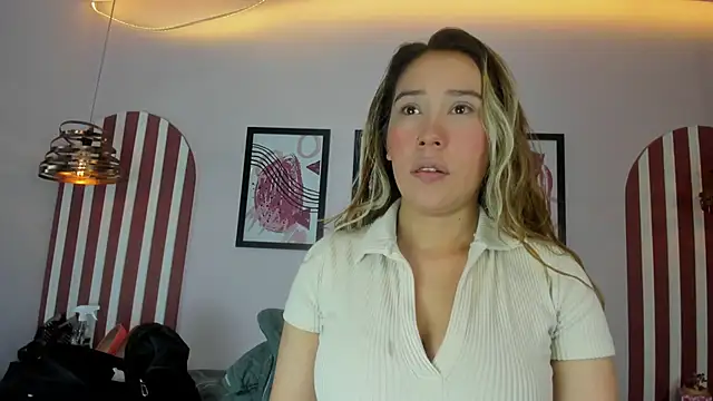 Snapshot of Lannajansen chatting on 09/21/25, 03:13 Lannajansen online show from 09/21/25, 03:13