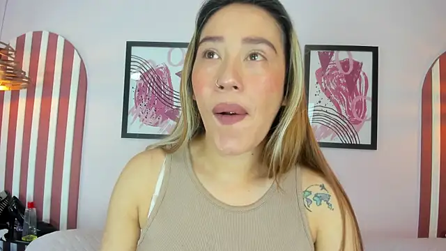 Snapshot of Lannajansen chatting on 09/28/25, 02:44 Lannajansen online show from 09/28/25, 02:44