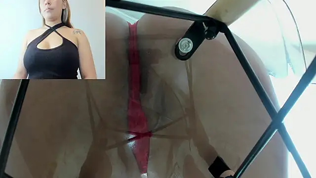 Lannajansen online show from 11/07/25, 01:33