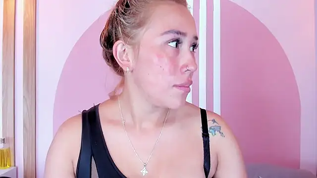 Lannajansen online show from 04/06/26, 01:23