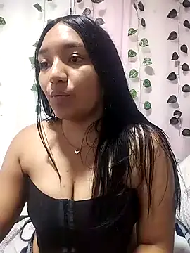 Snapshot of mariammartinez chatting on 02/11/25, 02:57 mariammartinez online show from 02/11/25, 02:57