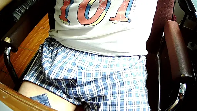 Andre16c online show from 10/01/25, 06:36