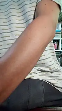 Snapshot of Andre16c chatting on 03/31/26, 08:53 Andre16c online show from 03/31/26, 08:53