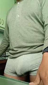 Snapshot of Andre16c chatting on 04/20/26, 05:16 Andre16c online show from 04/20/26, 05:16