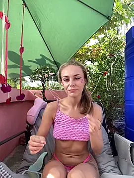 White Lu online show from 02/14/26, 02:30