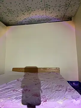 Snapshot of White_Lu chatting on 04/02/26, 02:09 White Lu online show from 04/02/26, 02:09