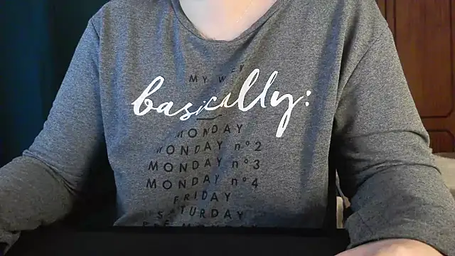 bunnyfox420 online show from 12/19/25, 06:04