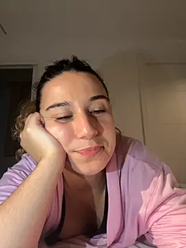 Snapshot of Riverdonttgo chatting on 10/22/25, 11:15 Riverdonttgo online show from 10/22/25, 11:15