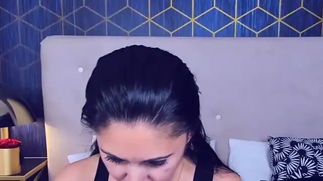 ValeryBlakes online show from 10/03/25, 07:00