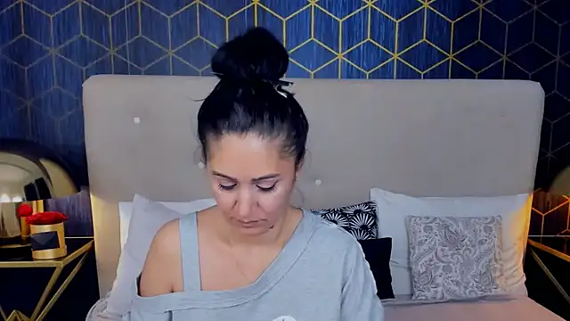 ValeryBlakes online show from 11/04/25, 06:40