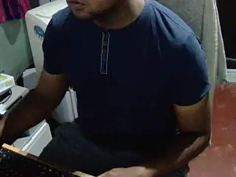 Snapshot of lolboy1234Z chatting on 09/17/25, 05:58 lolboy1234Z online show from 09/17/25, 05:58