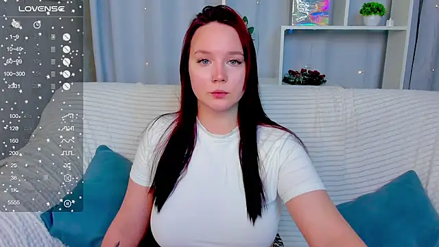 Snapshot of maya_suun chatting on 01/13/26, 01:44 maya suun online show from 01/13/26, 01:44