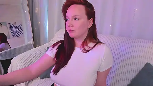 Snapshot of maya_suun chatting on 02/26/26, 02:21 maya suun online show from 02/26/26, 02:21