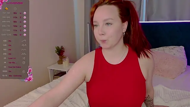 Snapshot of maya_suun chatting on 03/16/26, 05:44 maya suun online show from 03/16/26, 05:44