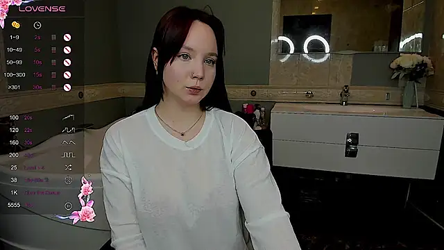 Snapshot of maya_suun chatting on 04/22/26, 01:30 maya suun online show from 04/22/26, 01:30