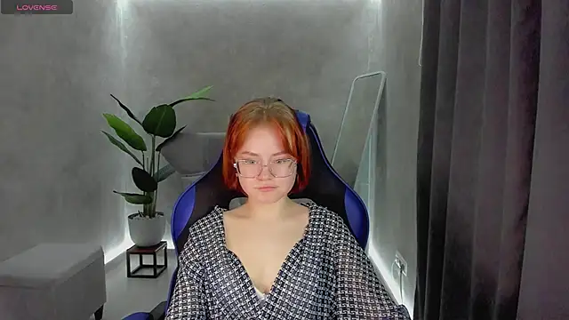 Snapshot of lu_muon chatting on 01/26/25, 01:20 lu muon online show from 01/26/25, 01:20