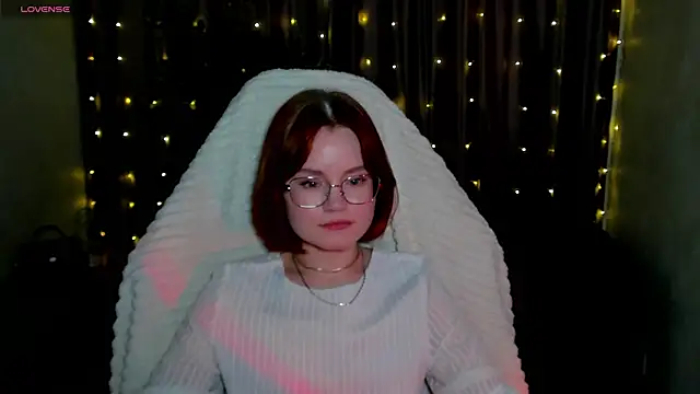 Snapshot of lu_muon chatting on 02/09/25, 04:14 lu muon online show from 02/09/25, 04:14