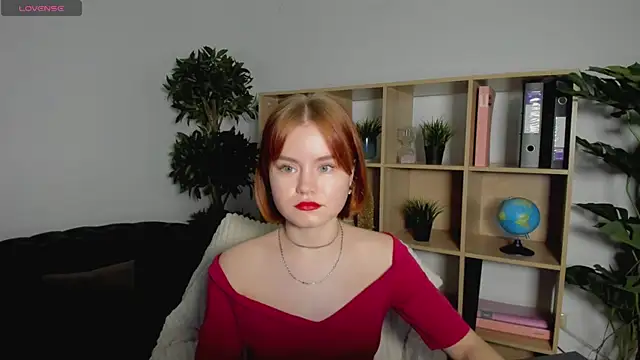 Snapshot of lu_muon chatting on 02/14/25, 01:23 lu muon online show from 02/14/25, 01:23