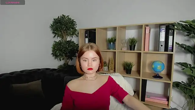 Snapshot of lu_muon chatting on 02/14/25, 04:26 lu muon online show from 02/14/25, 04:26