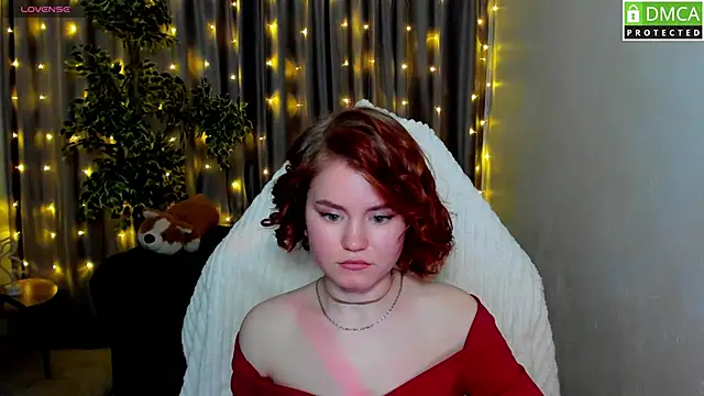 Snapshot of lu_muon chatting on 02/15/25, 04:14 lu muon online show from 02/15/25, 04:14