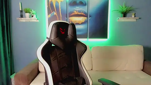 Snapshot of lu_muon chatting on 09/14/25, 01:16 lu muon online show from 09/14/25, 01:16