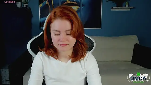 Snapshot of lu_muon chatting on 10/25/25, 01:13 lu muon online show from 10/25/25, 01:13