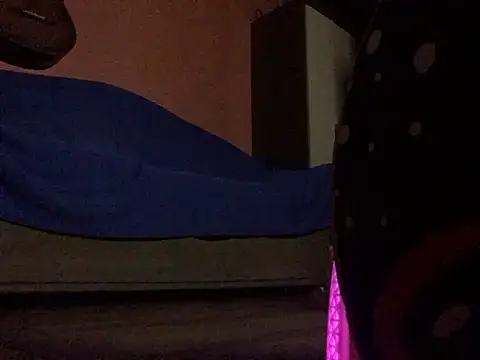 Nooneisthis online show from 02/04/25, 07:51