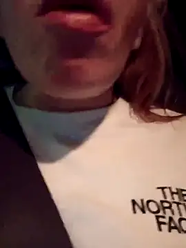 Snapshot of barbieinbondage7 chatting on 03/17/26, 07:01 barbieinbondage7 online show from 03/17/26, 07:01