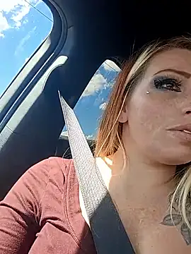 Snapshot of barbieinbondage7 chatting on 04/11/26, 09:19 barbieinbondage7 online show from 04/11/26, 09:19