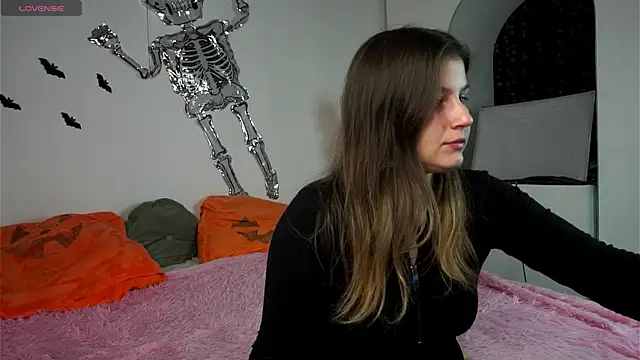 nawuwu online show from 11/02/25, 01:02