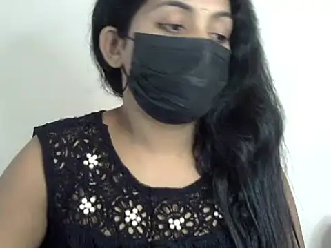 Snapshot of Reddy_Trisha chatting on 01/27/25, 04:30 Reddy Trisha online show from 01/27/25, 04:30