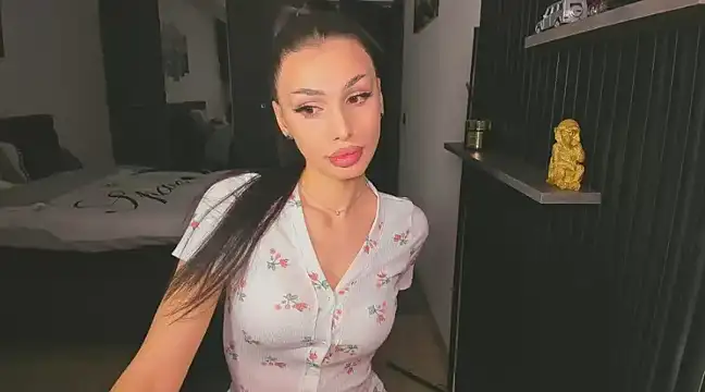 HelenShawn online show from 02/06/25, 08:45