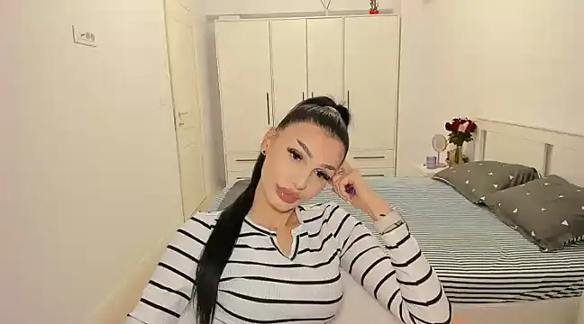 HelenShawn online show from 02/21/25, 02:28