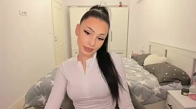 HelenShawn online show from 03/13/25, 08:43