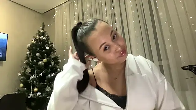 Snapshot of Candy_777 chatting on 02/07/25, 08:53 Candy 777 online show from 02/07/25, 08:53