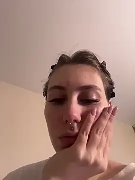 Molli Luv online show from 11/15/25, 12:45