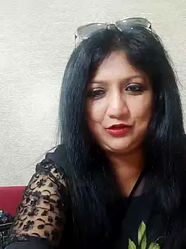 Snapshot of horny_lizia chatting on 06/19/26, 02:21 horny lizia online show from 06/19/26, 02:21