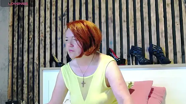 Snapshot of Alis_Lovi chatting on 06/06/26, 01:11 Alis Lovi online show from 06/06/26, 01:11