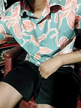 Snapshot of Extrembox5 chatting on 03/21/26, 10:09 Extrembox5 online show from 03/21/26, 10:09