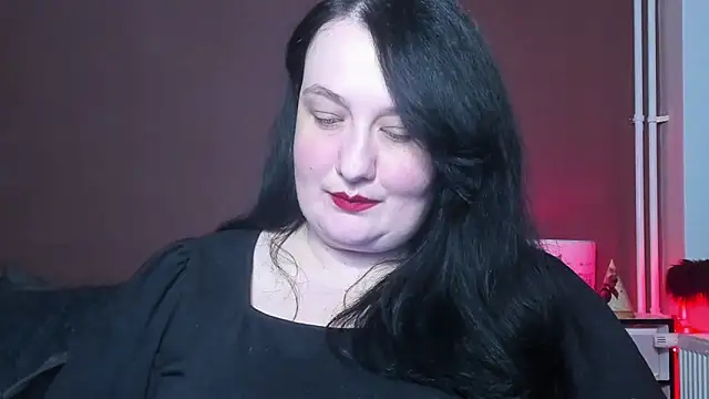 Snapshot of QueenOfHaze chatting on 03/01/25, 04:15 QueenOfHaze online show from 03/01/25, 04:15