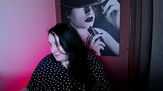 Snapshot of QueenOfHaze chatting on 03/24/26, 01:05 QueenOfHaze online show from 03/24/26, 01:05