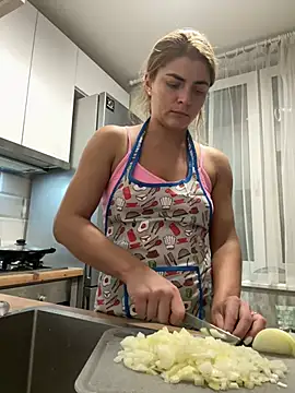 Donna Sun online show from 03/06/25, 07:10